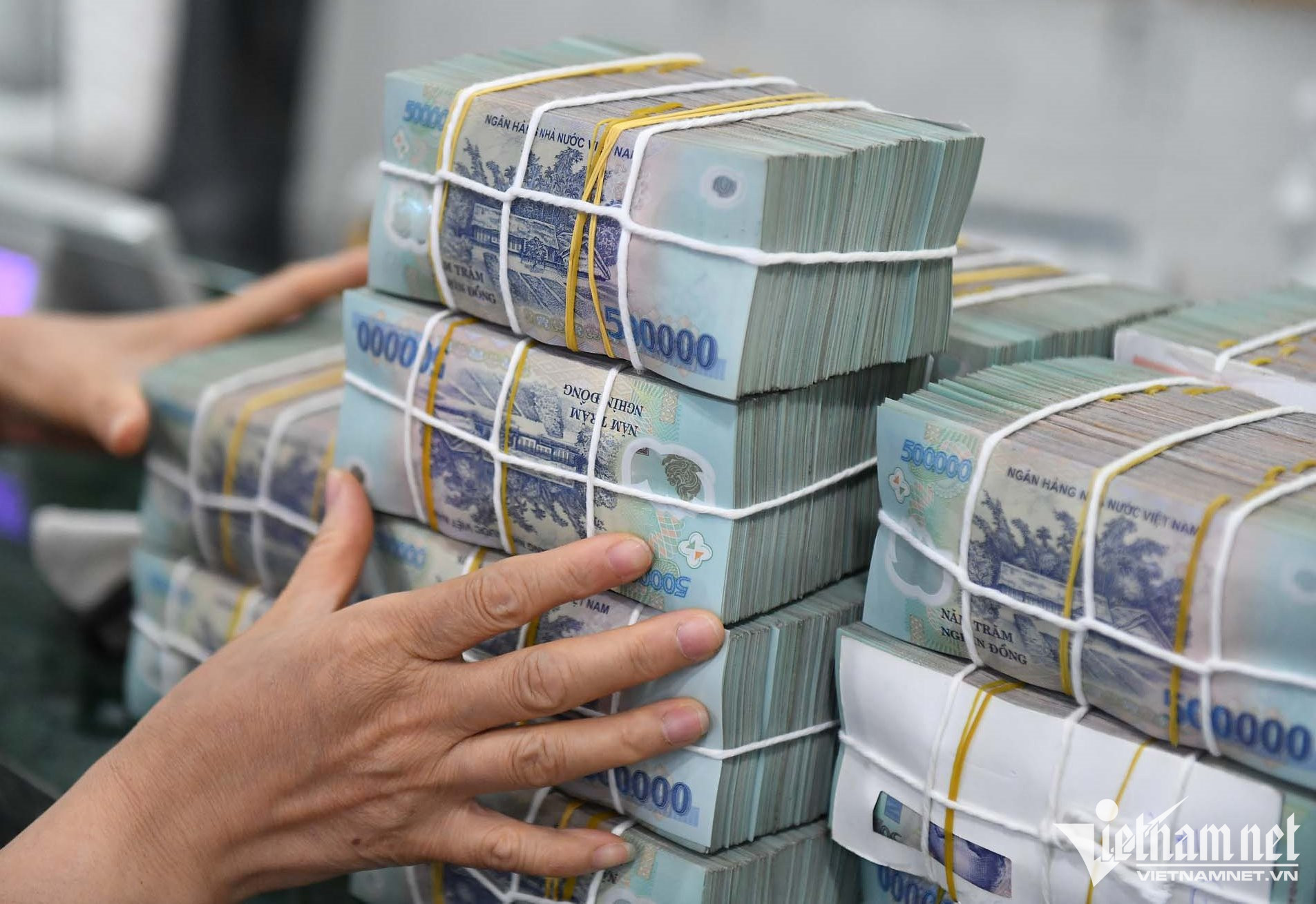 Đề xuất các ngân hàng thương mại được phép cho doanh nghiệp phát hành trái phiếu sắp đến hạn, có tài sản bảo đảm được vay để trả nợ trái phiếu. (Ảnh: Hoàng Hà)