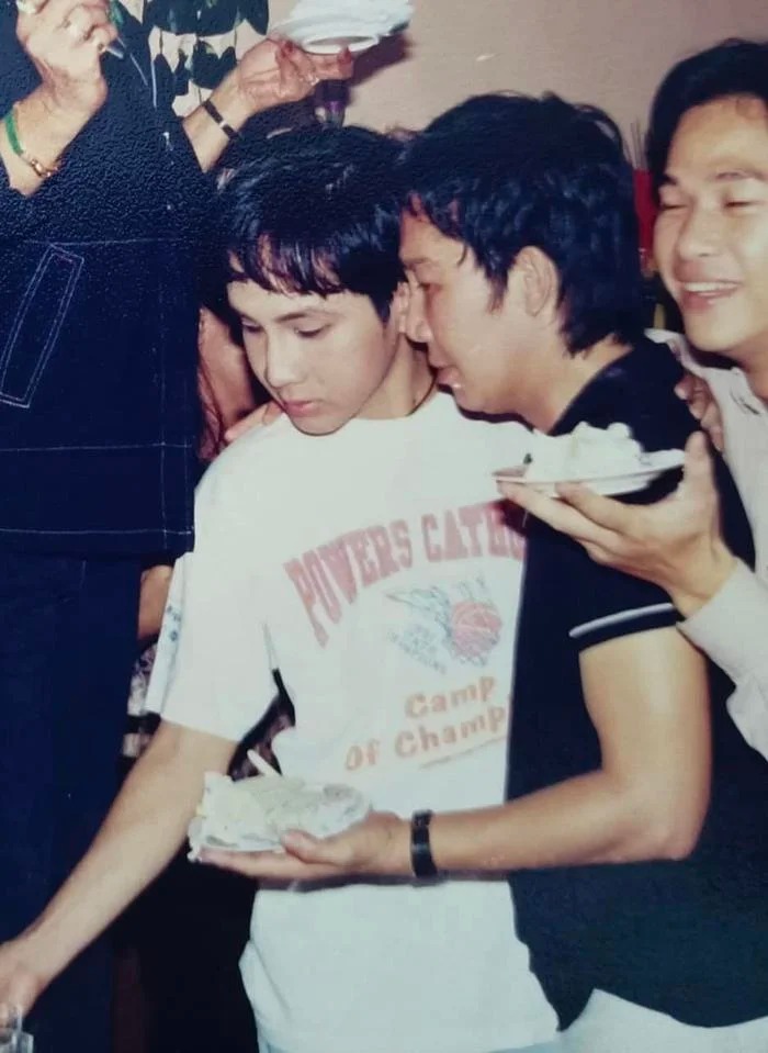 NSƯT Vũ Linh và con trai nuôi - NSƯT Vũ Luân thời trẻ.