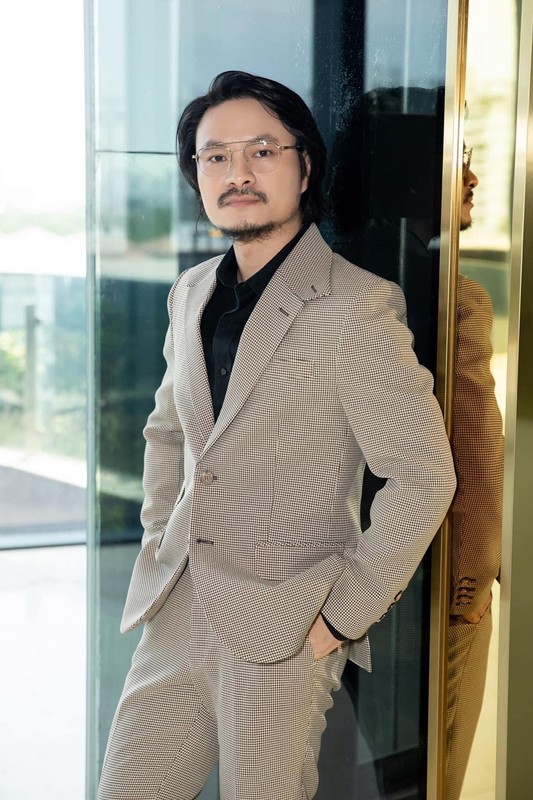 Đạo diễn Hoàng Nhật Nam là người đứng sau sự thành công của các chương trình nghệ thuật, lễ hội văn hóa. Anh có nhiều đóng góp quan trọng tạo nên thành công cho hàng loạt đêm thi bùng nổ của các cuộc thi nhan sắc quốc gia với vai trò tổng đạo diễn. Năm 2022, Hoàng Nhật Nam xuất sắc “ẵm” giải thưởng “Fashion Director Of The Year” và “Art Director Of The Year”.