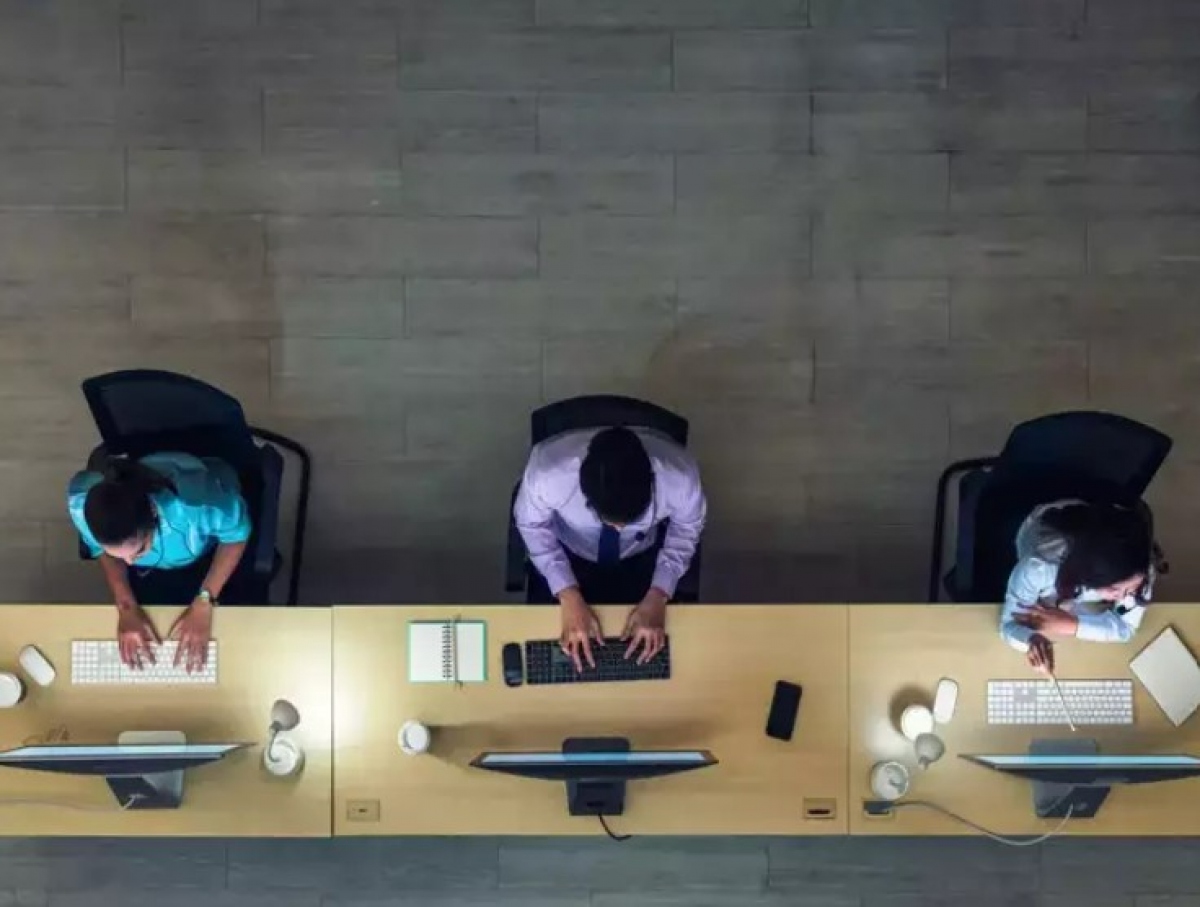 Thiếu chất đạm: Khi không ăn đủ thực phẩm giàu protein cũng có thể làm trầm trọng thêm cơn đau lưng của bạn. Do đó việc bổ sung protein là điều cần thiết để kích thích tăng trưởng và tránh những cơn đau.