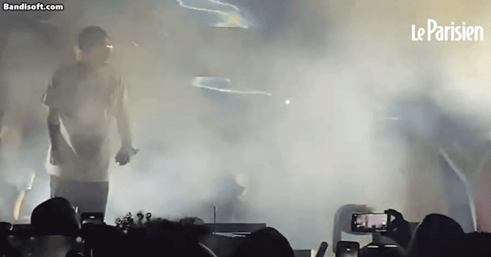 Costa Titch ngã tử vong trên sân khấu