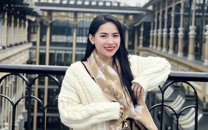 Thời điểm hiện tại, Hà Linh gần như không còn đả động đến ồn ào của chính mình