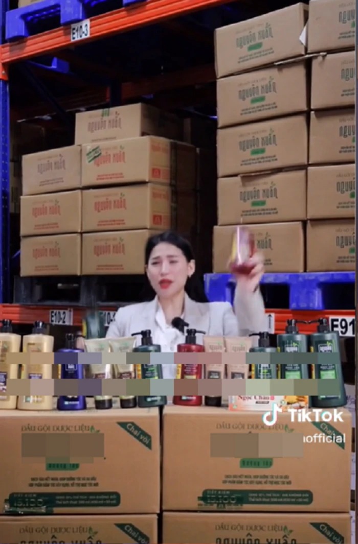 Hà Linh khiến các nhà phân phối, đại lý rơi vào 