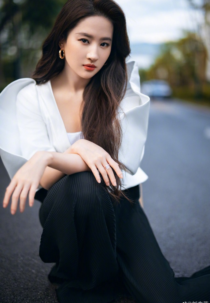 Sự nghiệp của Lưu Diệc Phi lên như diều gặp gió sau khi bộ phim phát sóng. Sau đó, cô tiếp tục gây dấu ấn với khán giả qua các bộ phim như: Tiên kiếm kỳ hiệp 1, Thần điêu đại hiệp.