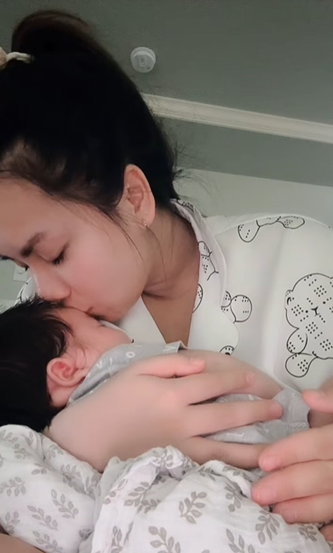 Múi Xù gặp nhiều cảm xúc rối bời sau khi sinh con