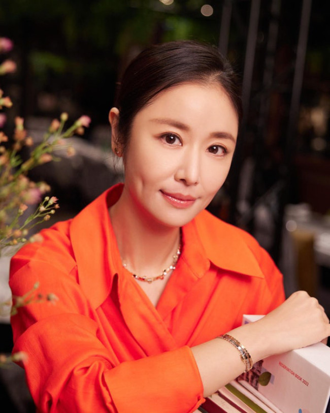 Lâm Tâm Như còn gặt hái được nhiều thành công trong vai trò ca sĩ, nhà sản xuất phim.