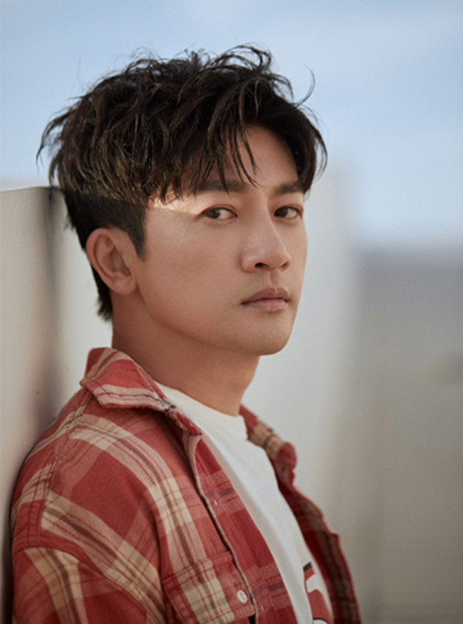 Năm 2022, Tô Hữu Bằng tham gia chương trình 'Anh trai vượt mọi chông gai'.