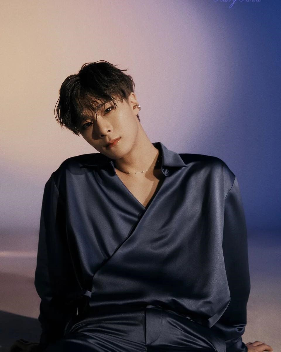 Moonbin đột ngột qua đời ở tuổi 25.