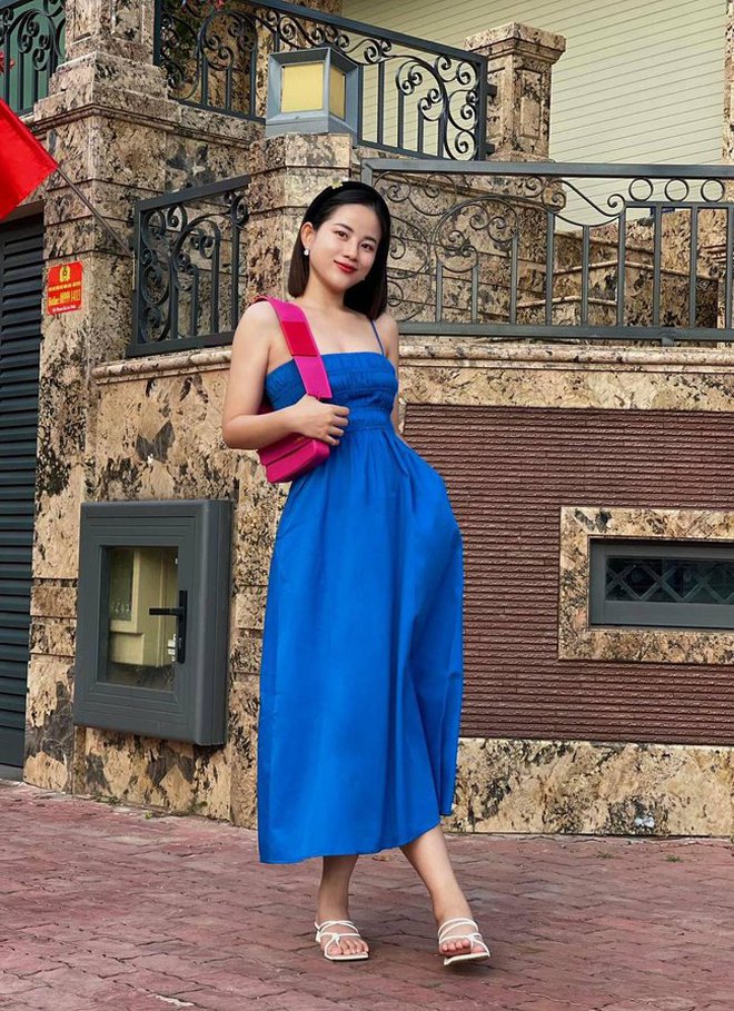 Cô bảo mẫu xinh đẹp của nhà Đoàn Di Băng