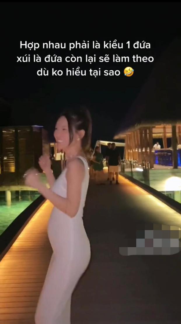 So với hồi chưa mang bầu, body của Lucie hầu như không có thay đổi nhiều (Nguồn: FBNV, Ảnh cap màn hình clip Lucie Nguyễn)