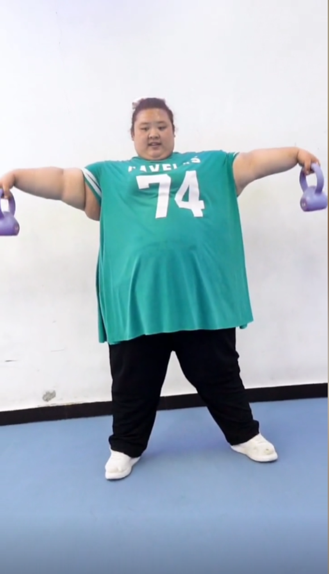 Cô đã tập luyện rất nỗ lực.