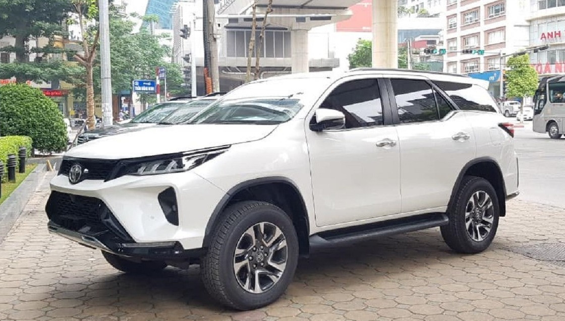 Toyota Fortuner sản xuất năm 2022 được các đại lý báo giảm cao nhất đến 150 triệu đồng. 