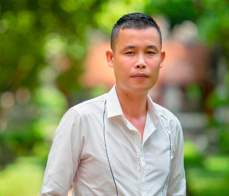 Trong một chương trình trên kênh VTV9 năm 2017, Hiệp Gà trải lòng việc bị bắt vì tàng trữ ma túy xảy ra sau khi anh nghe lời khuyên của một người bạn rằng chất cấm này có tác dụng giảm đau nhanh nếu gặp chấn thương khi đá bóng. Sau khi sử dụng chất cấm, nam diễn viên nói rằng bị lệ thuộc ma túy.