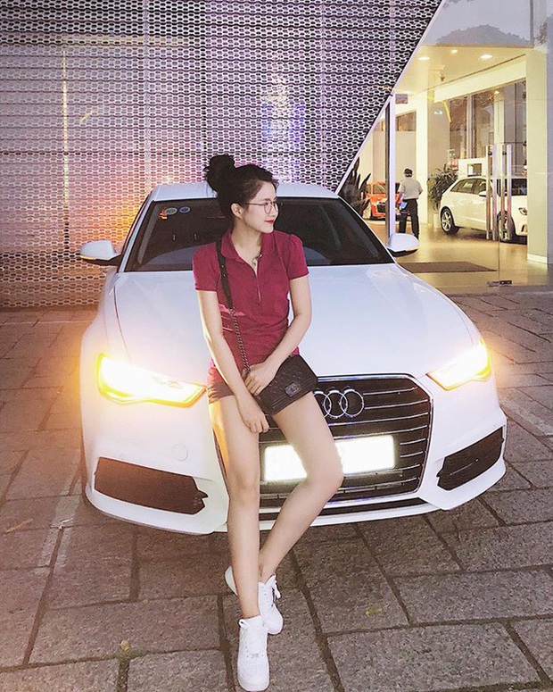 Kiều Trinh Xíu tự mua xe năm 23 tuổi