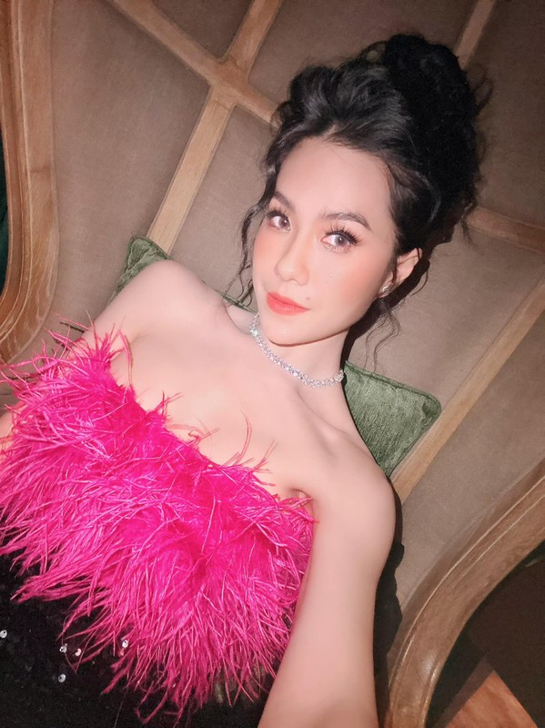 Thanh Thảo cũng có khối gia sản lớn và tài năng kinh doanh đáng nể.