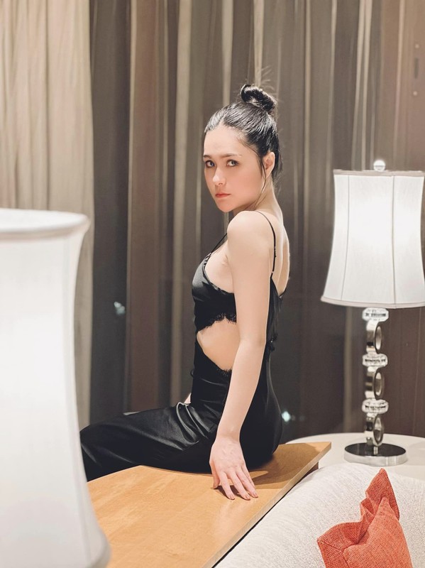 Với khối tài sản lớn, Đoàn Di Băng từng khiến nhiều người ngưỡng mộ với những pha 