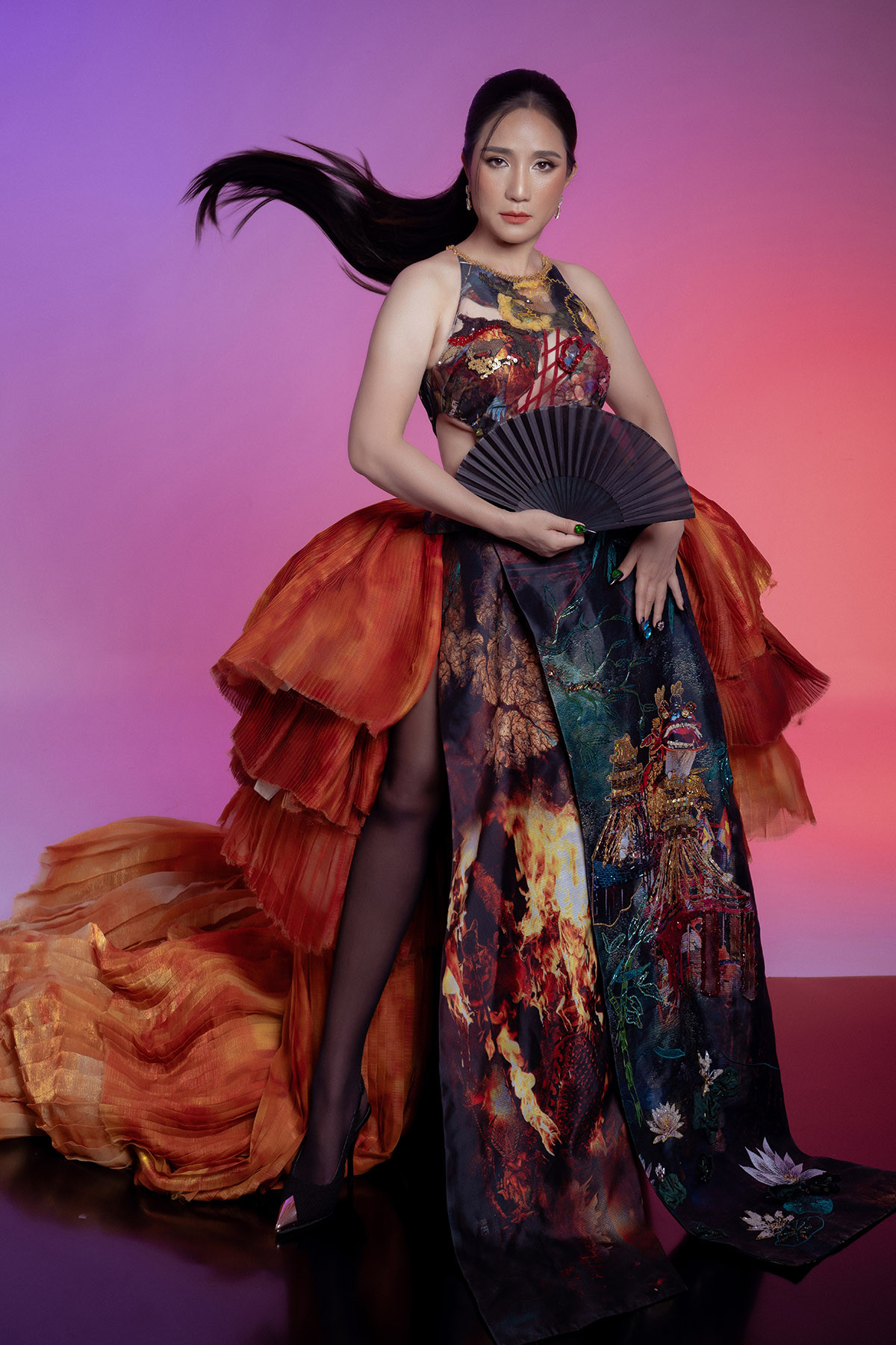 Ngoài sự nghiệp ổn định, gia đình hạnh phúc, cô trải lòng không có gì cho riêng mình. 