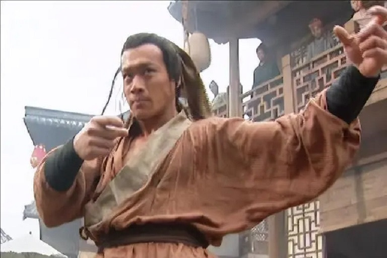 Đinh Hải Phong trong vai Võ Tòng.