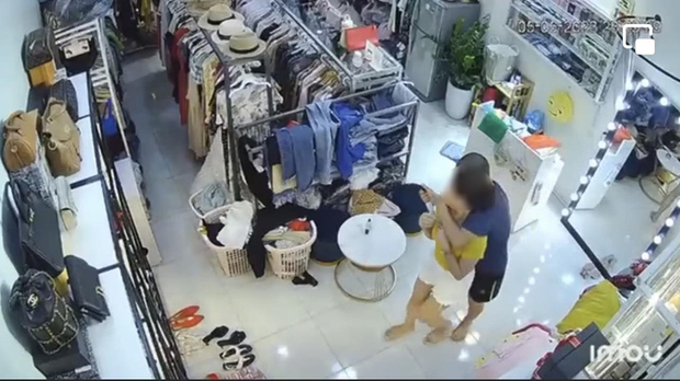 Hiện trường vụ việc được camera ghi lại.