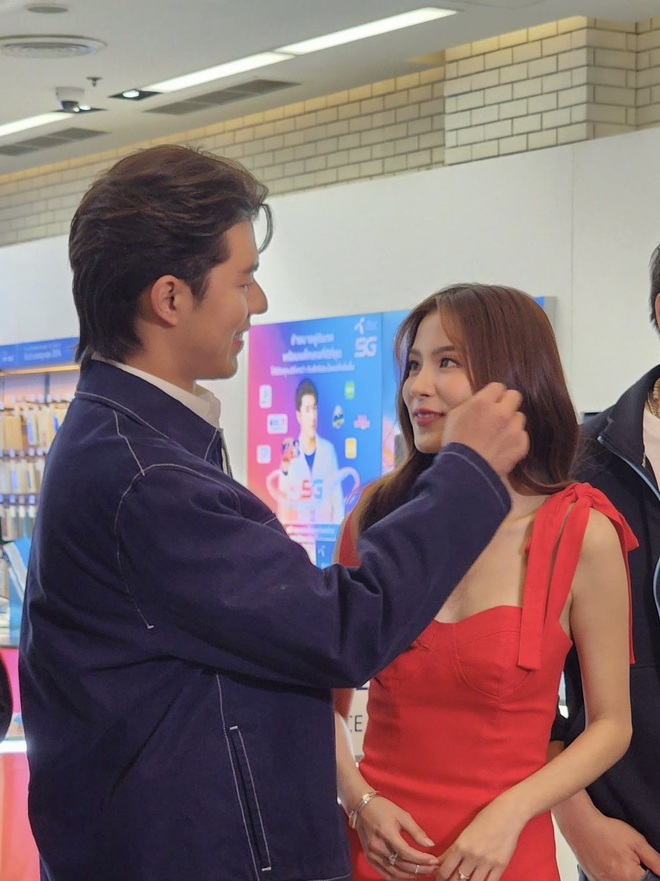 Loạt khoảnh khắc 