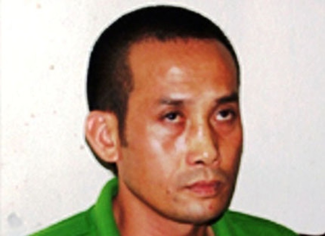 Sau đó, Tuấn đưa máy móc đến khai thác tài nguyên đem bán, nếu các chủ mỏ có thái độ phản ứng liền bị đàn em của Tuấn đến đe dọa, phá máy móc không để làm ăn. Chính vì vậy, mặc dù bức xúc cực độ nhưng ít ai dám lên tiếng nếu biết đó là địa bàn làm ăn của Tuấn “thần đèn”. Thủ đoạn của Tuấn “thần đèn” là ít khi ra mặt hành động, mà chỉ đạo đàn em sẵn sàng vì đại ca mà “vào sinh ra tử”.