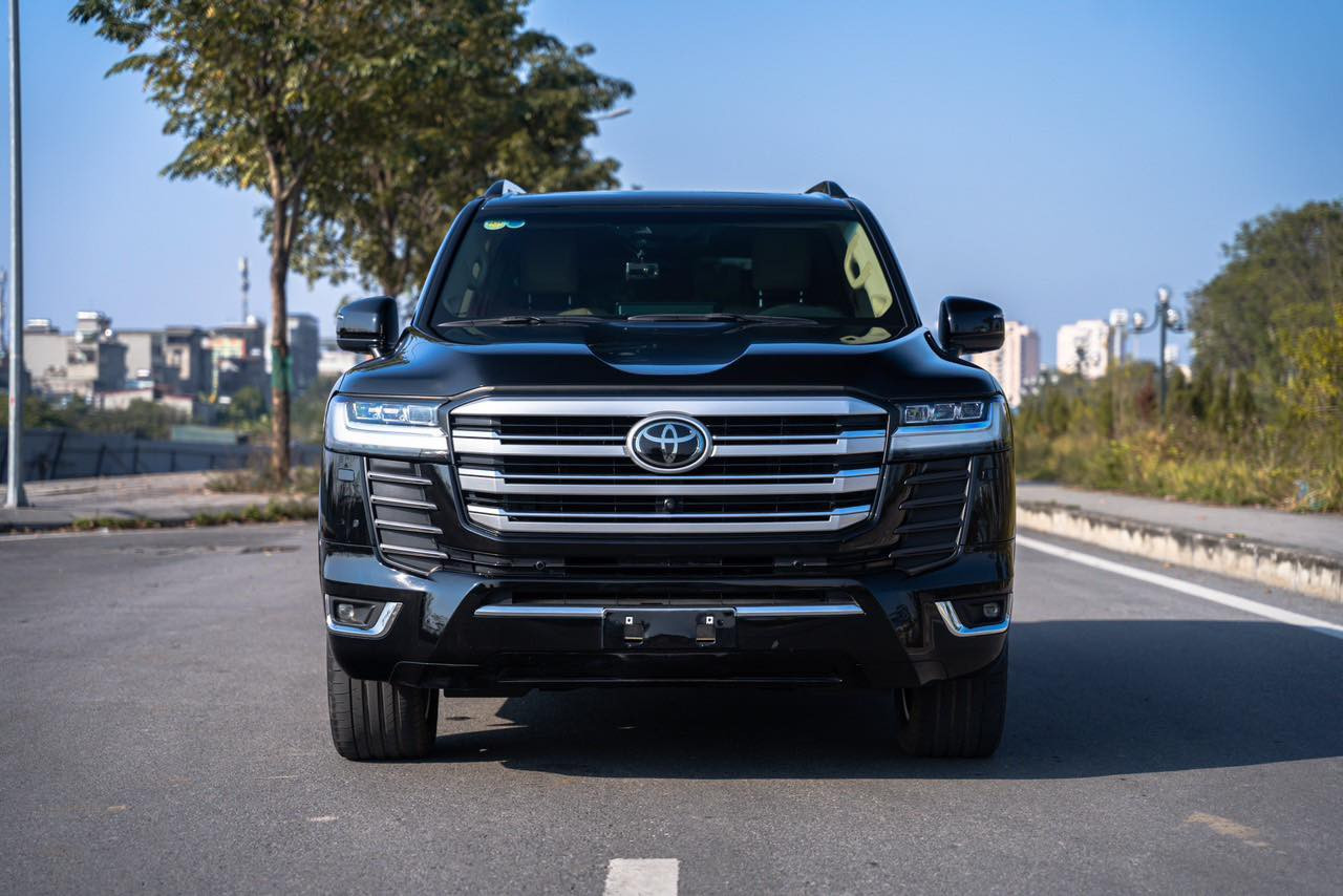 Ngoại hình xe vẫn còn rất mới. 