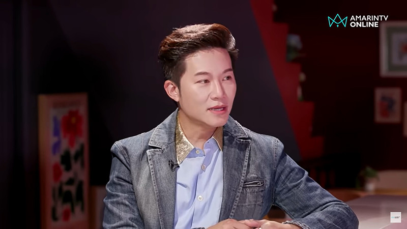 Nam ca sĩ, MC và diễn viên An Phuwanart. 