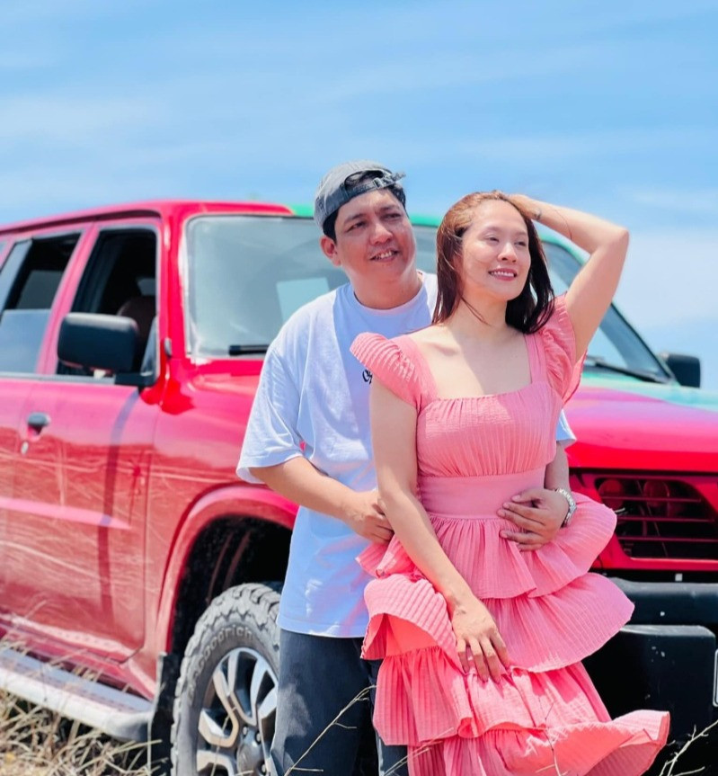 Sau 3 năm hẹn hò, Thanh Thúy và Đức Thịnh chính thức về chung một nhà từ tháng 5/2008. Cặp đôi tổ chức hôn lễ theo nghi lễ truyền thống. Trải qua 15 năm, Thanh Thuý bộc bạch điều quan trọng nhất là ngọn lửa gia đình và sự chung tay của các thành viên.