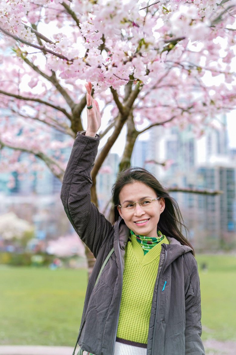 Ngoại hình thay đổi bất ngờ của vợ cũ Huy Khánh ở tuổi 49, tiết lộ amp;#34;thất nghiệpamp;#34;, cần tiền đóng học phí cho con - 8