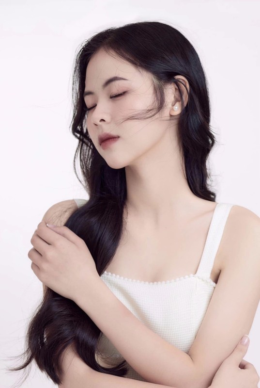 Cô gái xứ Nghệ sở hữu nhan sắc xinh đẹp, trong sáng.