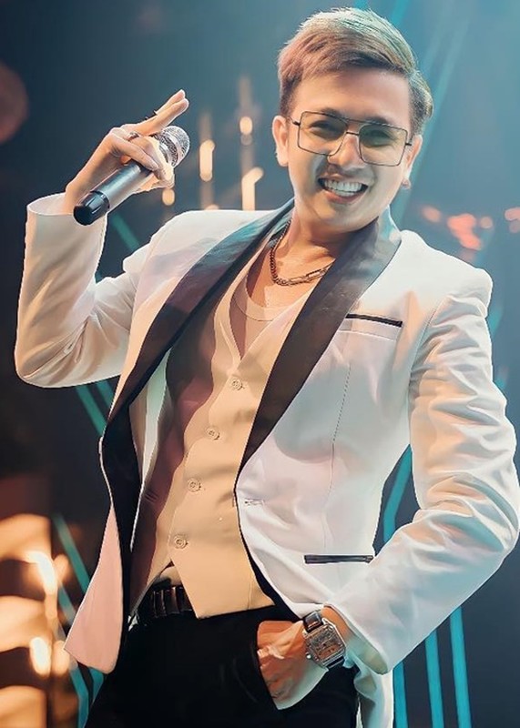 Lý Tuấn Kiệt vẫn hoạt động nghệ thuật sau khi rời nhóm HKT. Ảnh: FBNV.