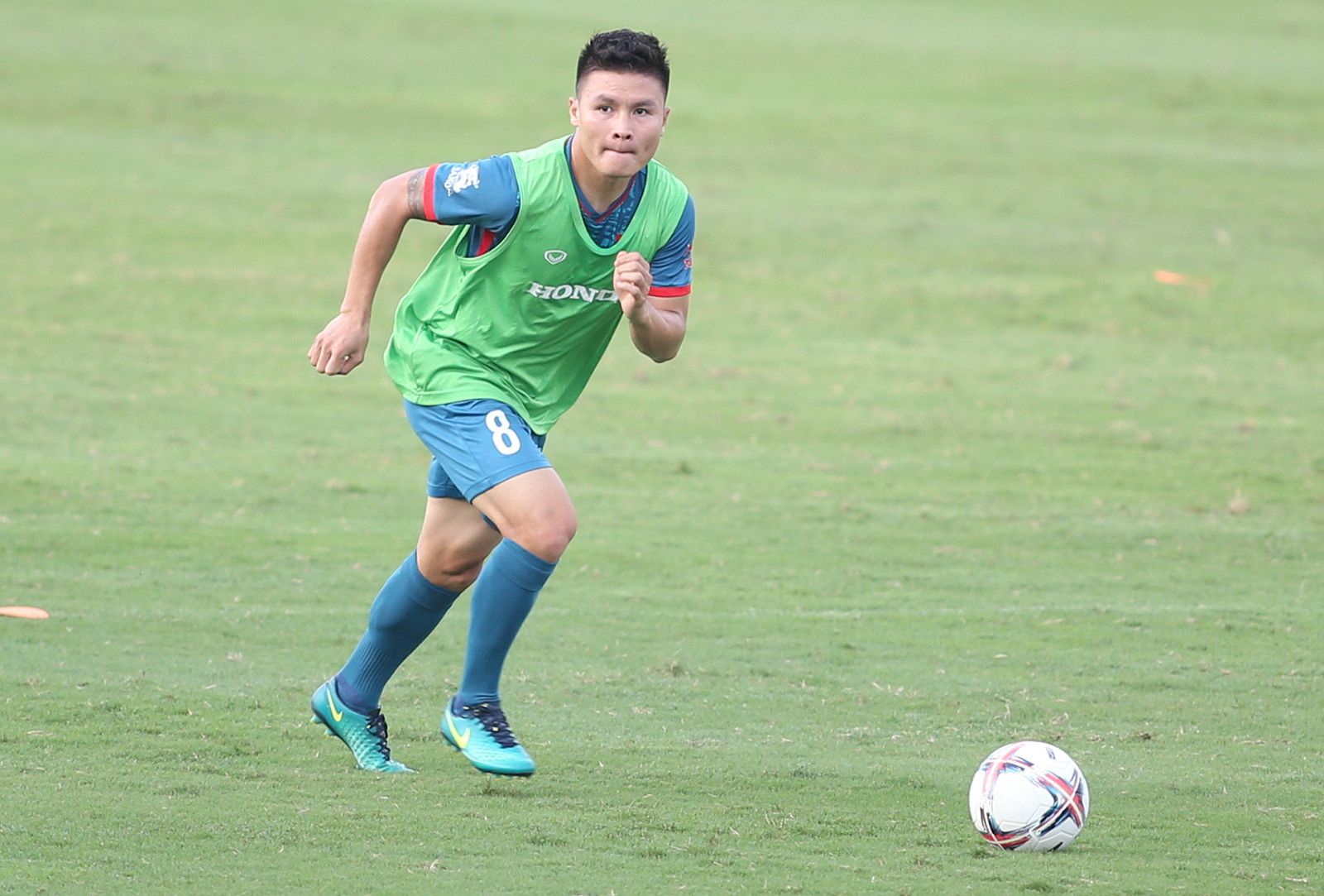 Quang Hải nỗ lực lấy lại phong độ