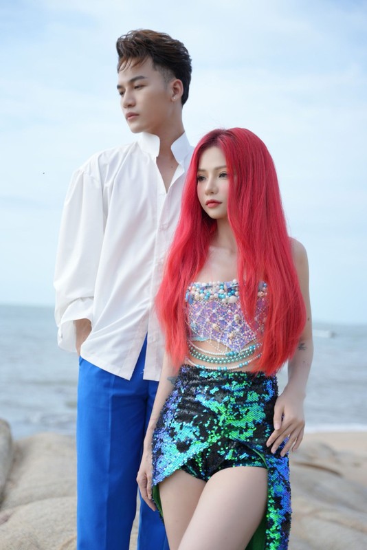 Được biết, dau màn hóa thân nàng tiên cá Ariel, team CiiN đang lên ý tưởng và trong quá trình chuẩn bị để thực hiện nhân vật tiếp theo.