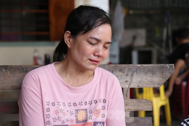 Bà Thủy, mẹ em T. đau buồn khi nhắc đến người con trai xấu số