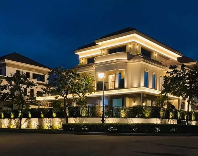 Biệt thự 2 mặt tiền của đại gia Đức Huy. Ảnh: FBNV 