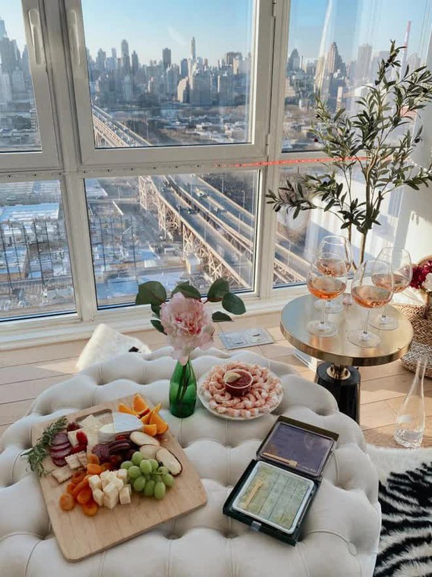 Căn nhà đi thuê của Quỳnh Anh ở Mỹ từng khiến cư dân mạng trầm trồ