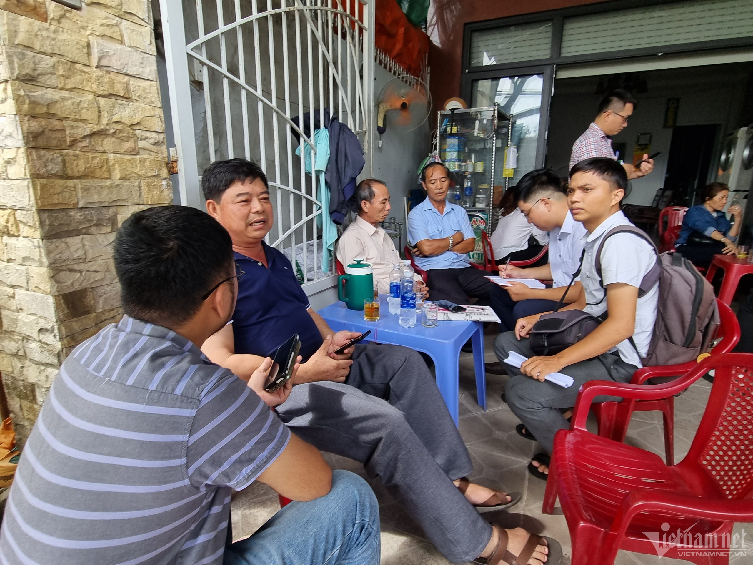 Mới đây, vào ngày 8/6, các tài xế, phụ xe cũng đình công vì công ty nợ lương kéo dài