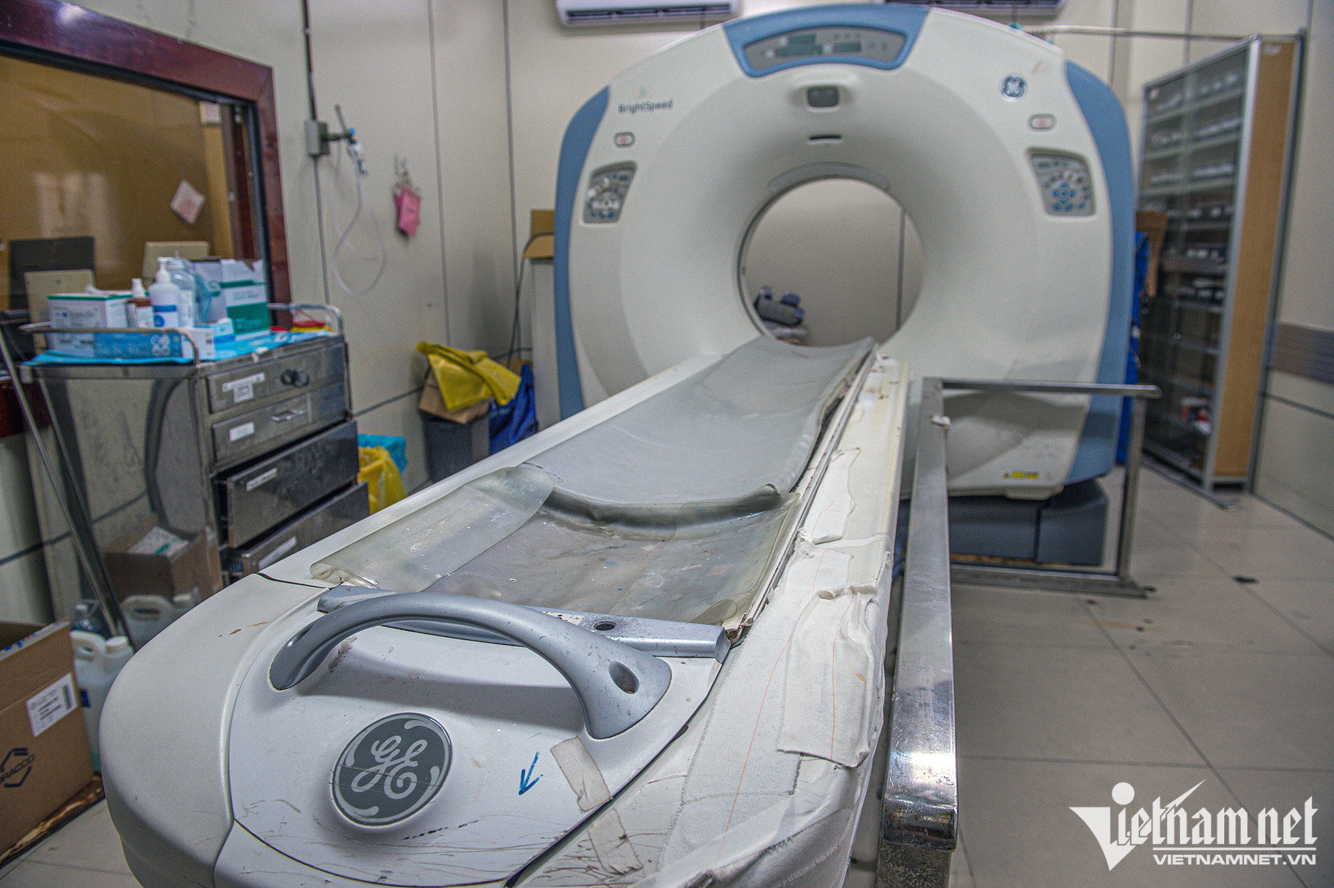 Máy CT của một bệnh viện từng rơi vào cảnh 