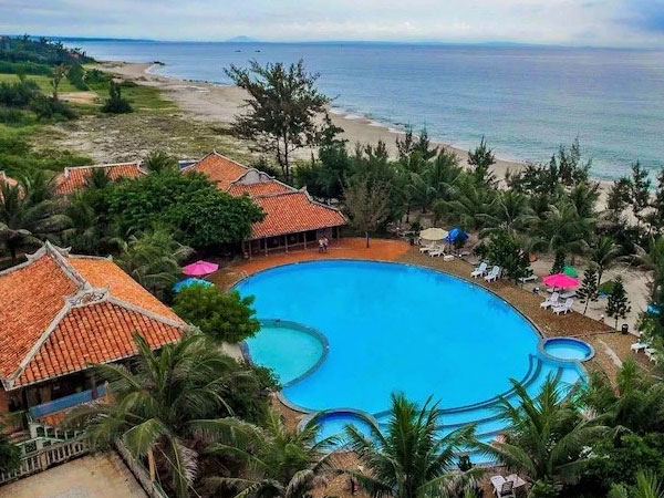 Ngân hàng rao bán cả khu resort hơn 4.500 m2 ở Bình Thuận với mức giá 42,4 tỷ đồng Ngân hàng rao bán cả khu resort hơn 4.500 m2 ở Bình Thuận với mức giá 42,4 tỷ đồng