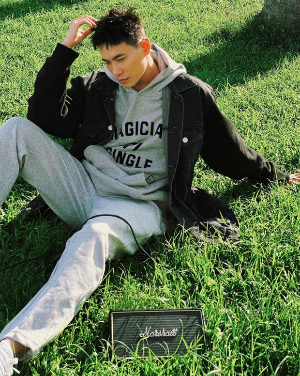 Tuy nhiên nhiều khán giả lo lắng cho sức khỏe của nam diễn viên vì giảm cân quá đà