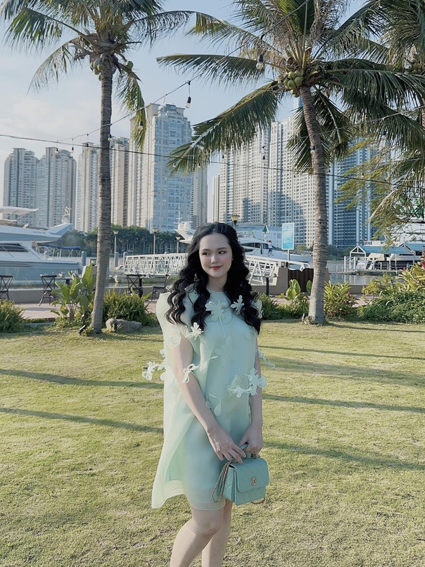 Một số hình ảnh xinh đẹp của mẹ bầu Quỳnh Anh trên MXH