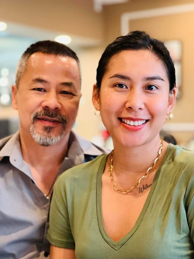 Năm 20 tuổi, Ly theo chồng qua Mỹ định cư