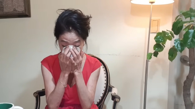 Kim Bu Seon khóc lóc tố...