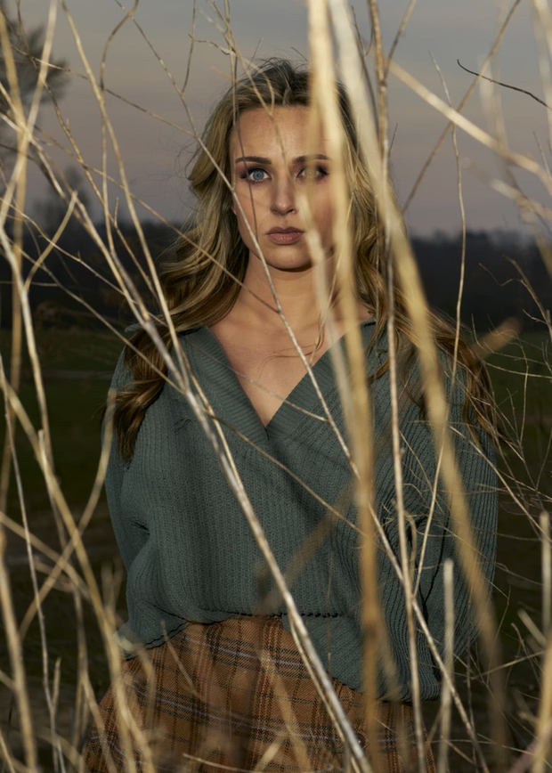 Tiffany không phải là nạn nhân duy nhất của những thuyết âm mưu trên mạng Internet