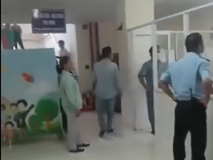 Bị tố 'bệnh nhân đau ruột thừa, bác sĩ... cắt buồng trứng', bệnh viện Bình Dương nói gì? Bị tố 'bệnh nhân đau ruột thừa, bác sĩ... cắt buồng trứng', bệnh viện Bình Dương nói gì?