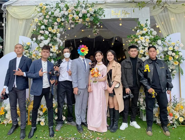 Nhật Lê đính hôn hồi đầu năm 2022 với một thiếu gia.