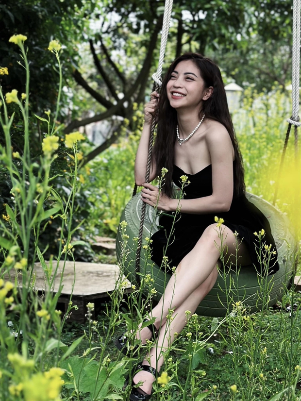 Cô nàng vi vu nhiều nơi du lịch...