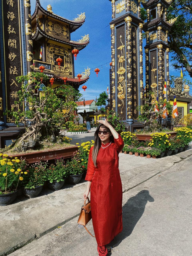 Tuổi 24 rực rỡ của Nhật Lê