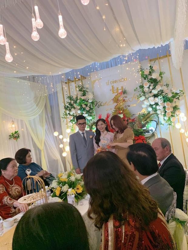 Chồng chưa cưới của Nhật Lê là doanh nhân, có vẻ ngoài khá cuốn hút.