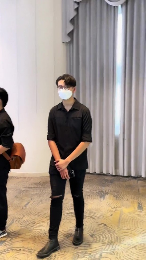 Vóc dáng nổi bật của Minh Khoa (Nguồn: @vietnamnexttopmodel)